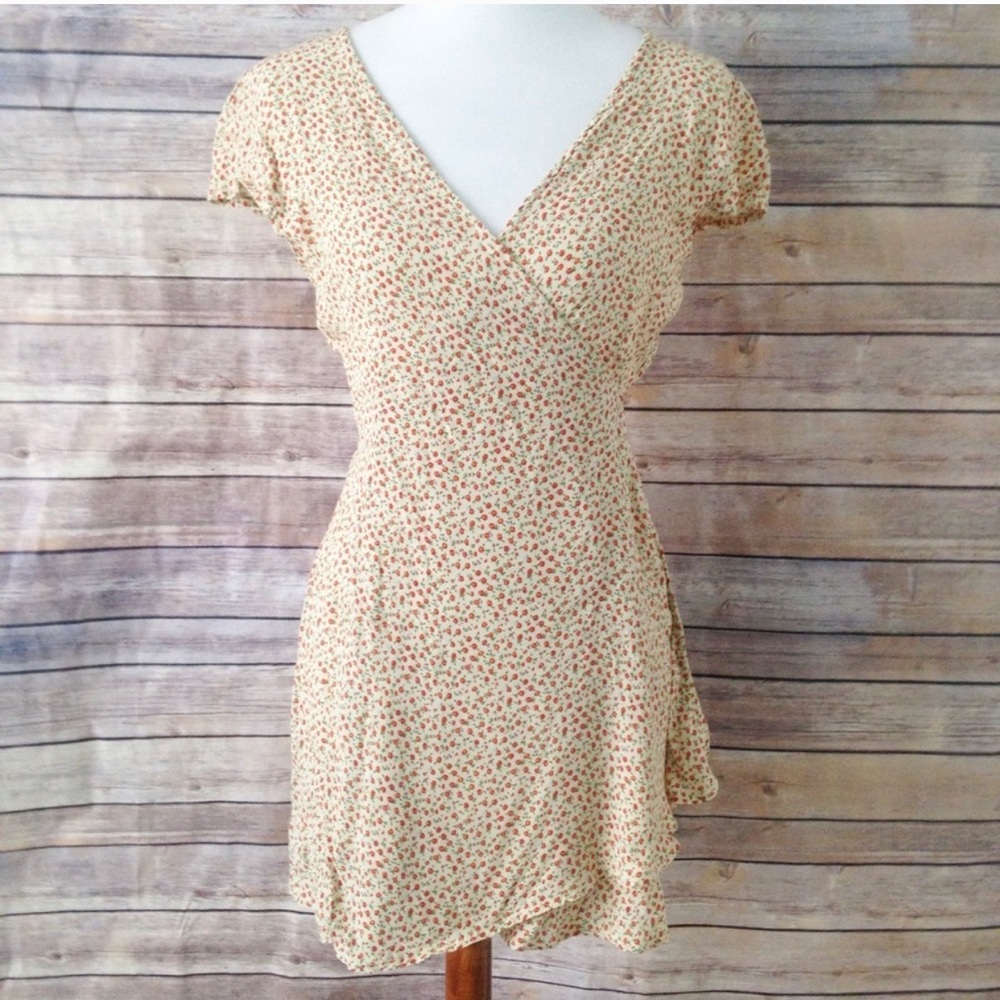 Brandy Melville Robbie Wrap Dress